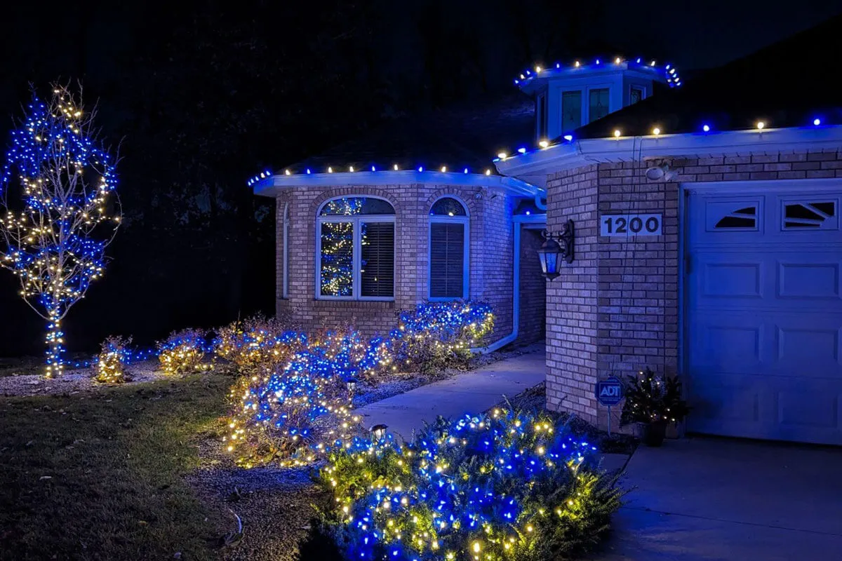 Professional holiday light installation by Starbrite